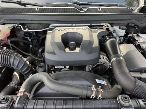 Used 2018 Chevrolet Colorado Z71 AWD/4WD image 32