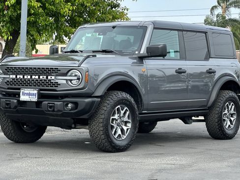 Used 2025 Ford Bronco Badlands AWD/4WD image 8