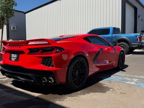 Used 2021 Chevrolet Corvette Stingray Premium Cpe w/ Z51 Performance Package RWD image 6