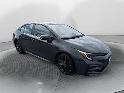 Used 2024 Toyota Corolla SE image 1