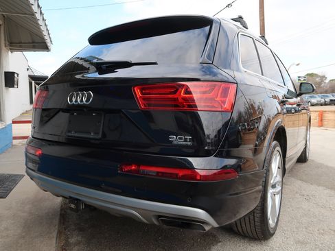 Used 2018 Audi Q7 3.0T Prestige image 8