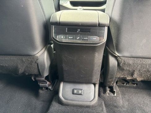 Used 2021 Toyota Highlander XSE AWD/4WD image 24