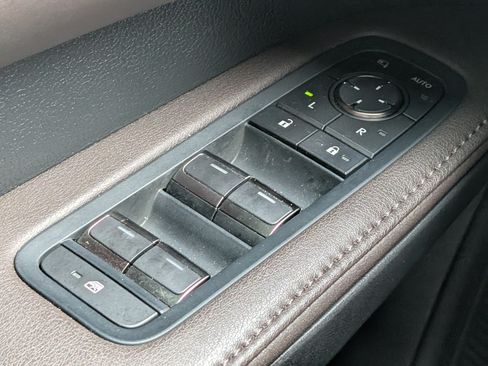 Used 2023 Lexus RX 350 w/ Cold Area Package AWD/4WD image 21
