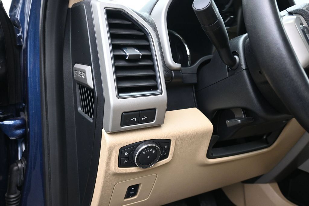 Used 2017 Ford F150 Lariat AWD/4WD image 19