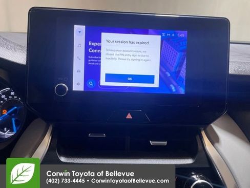 Certified 2023 Toyota Venza LE image 18