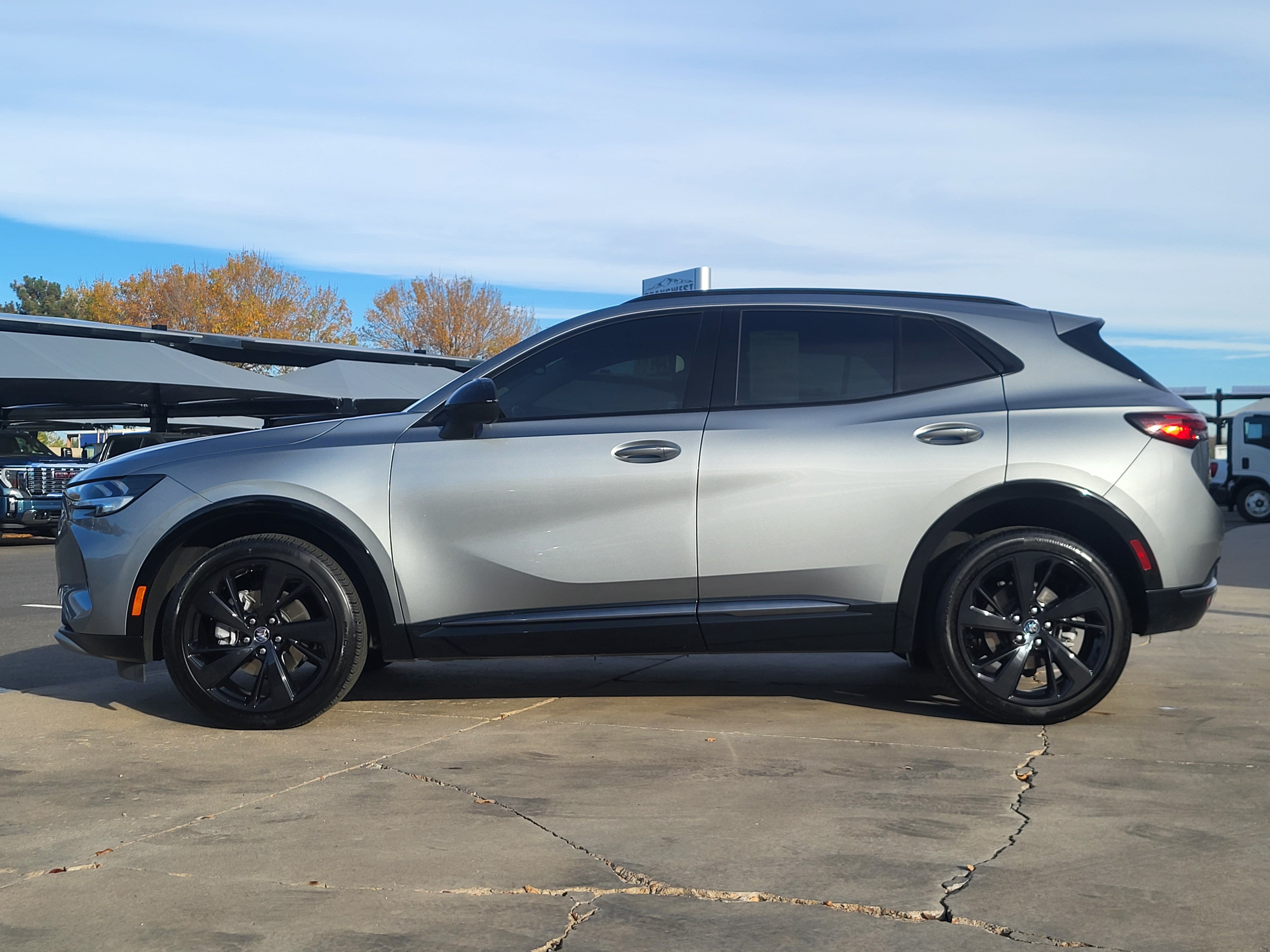 Used 2023 Buick Envision Preferred w/ Sport Touring Package AWD/4WD image 2