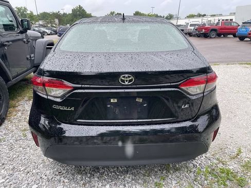 Used 2024 Toyota Corolla LE FWD image 9