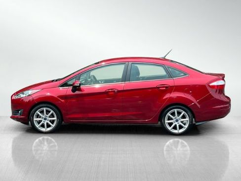 Used 2014 Ford Fiesta SE w/ Equipment Group 201B FWD image 6