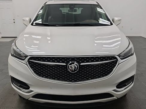 Used 2020 Buick Enclave Avenir w/ Avenir Technology Package FWD image 4