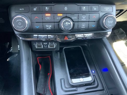 Certified 2023 Dodge Durango R/T RWD image 25