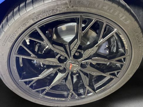 Used 2025 Chevrolet Corvette Stingray Preferred Conv RWD image 24