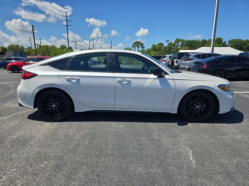 Used 2025 Honda Civic Sport image 3