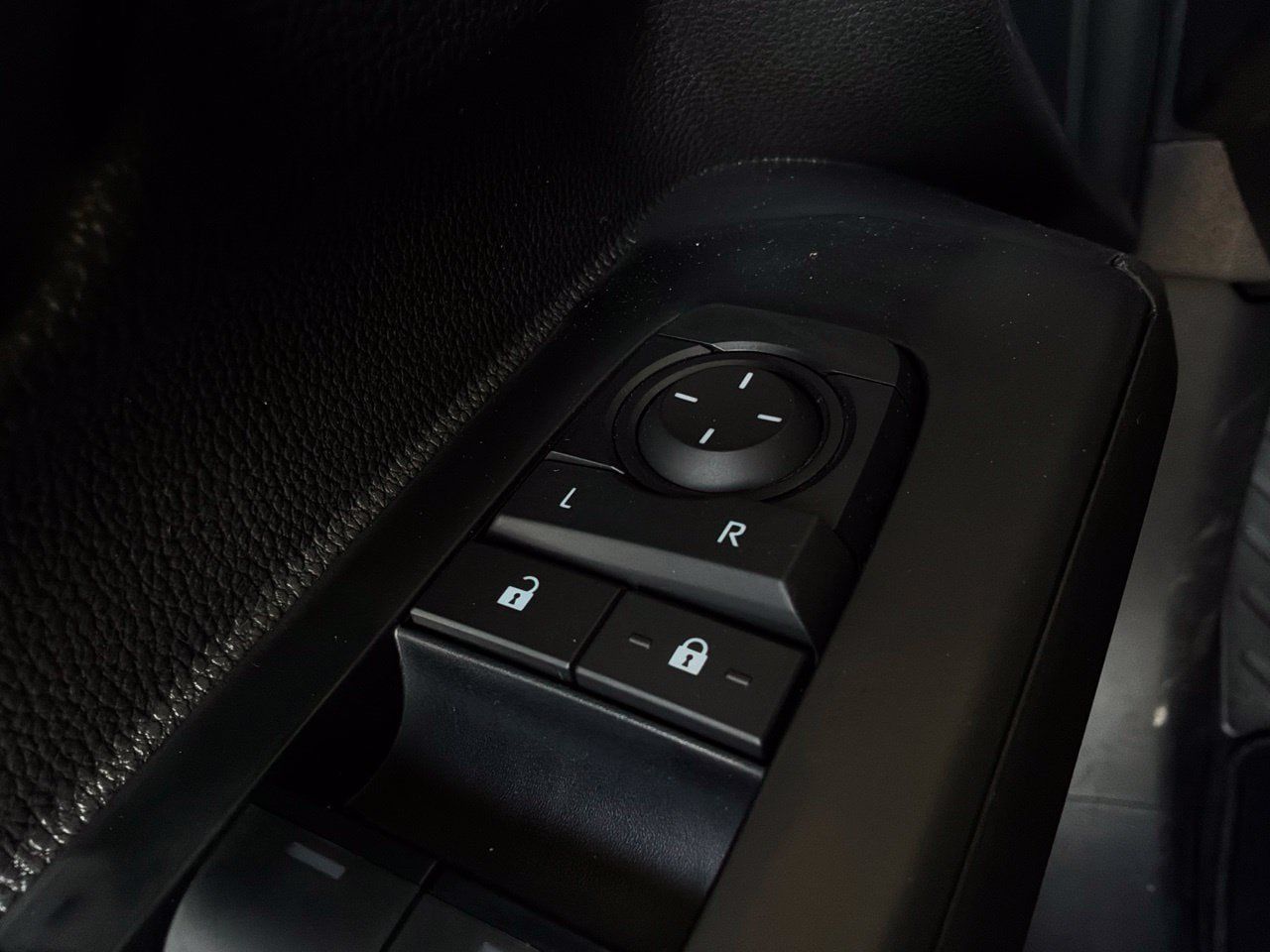 Used 2026 Toyota Tacoma TRD Off-Road AWD/4WD image 22
