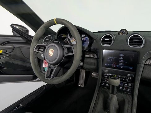Certified 2025 Porsche 718 Boxster Spyder RS image 32