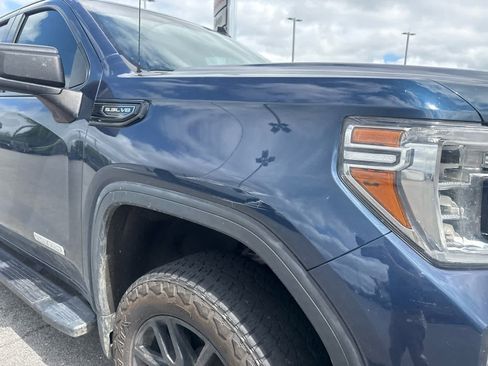 Used 2021 GMC Sierra 1500 Elevation w/ LPO, Elevation Black Package AWD/4WD image 6