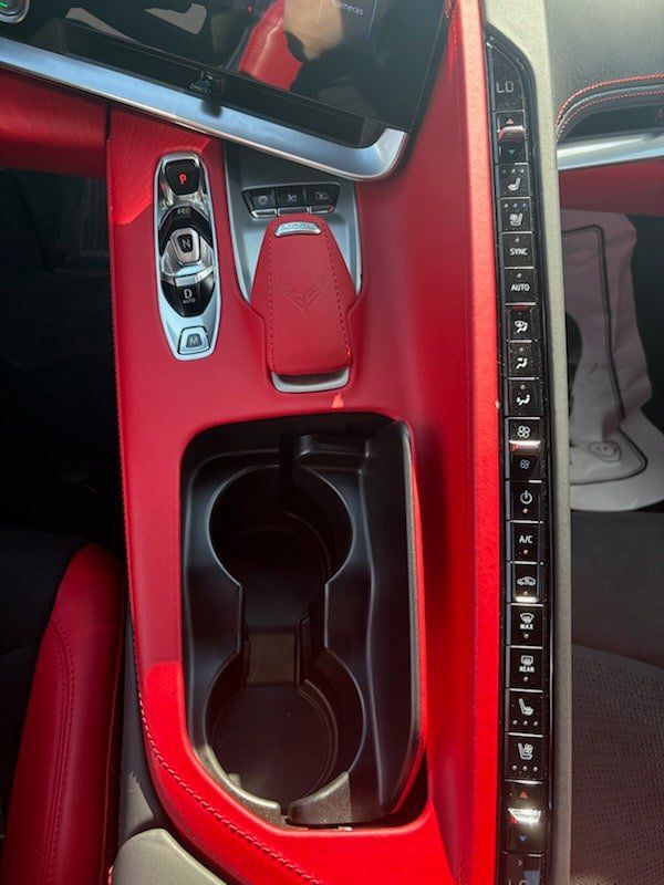 Used 2024 Chevrolet Corvette Stingray Premium Conv w/ Z51 Performance Package RWD image 18