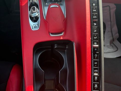 Used 2024 Chevrolet Corvette Stingray Premium Conv w/ Z51 Performance Package RWD image 18