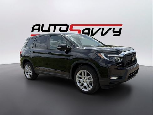 Used 2025 Honda Passport EX-L image 3