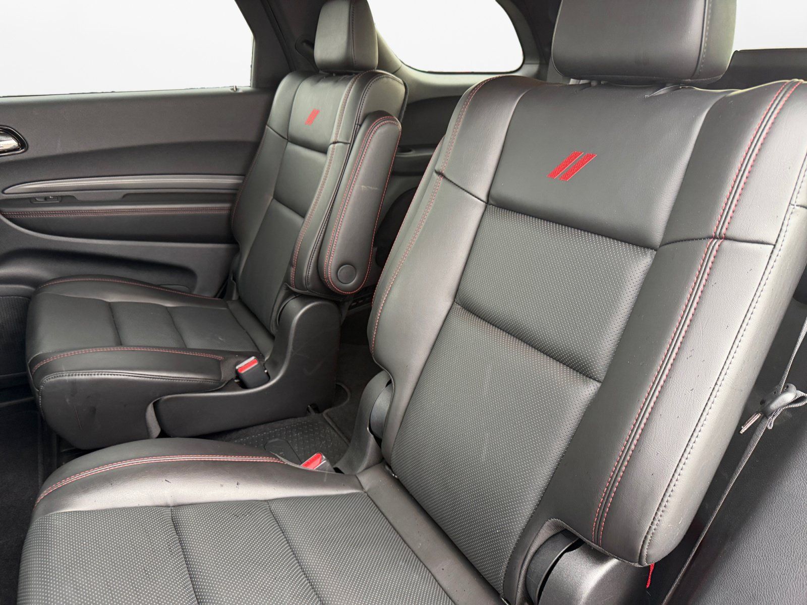 Used 2025 Dodge Durango GT AWD/4WD image 16