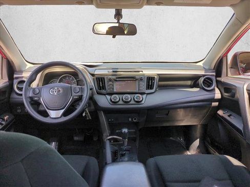 Used 2016 Toyota RAV4 LE FWD image 16