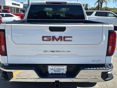 Certified 2025 GMC Sierra 1500 SLT image 6