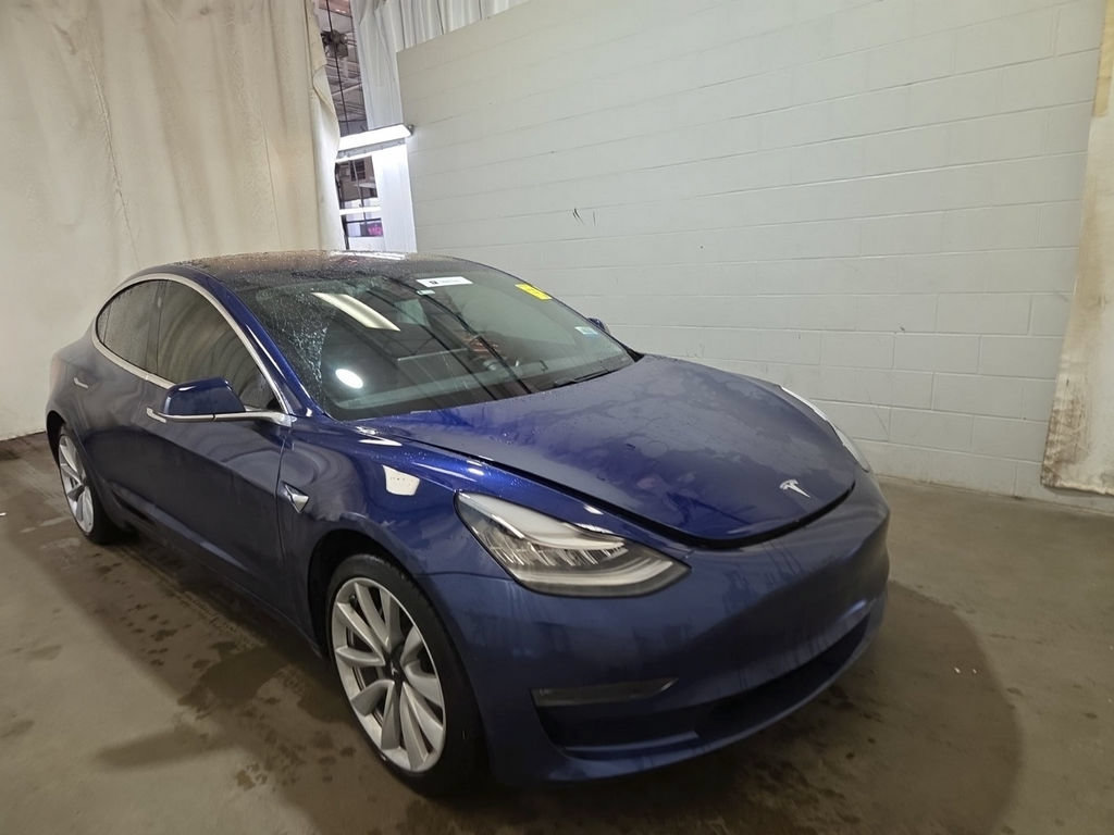 Used 2018 Tesla Model 3 Long Range AWD/4WD image 3