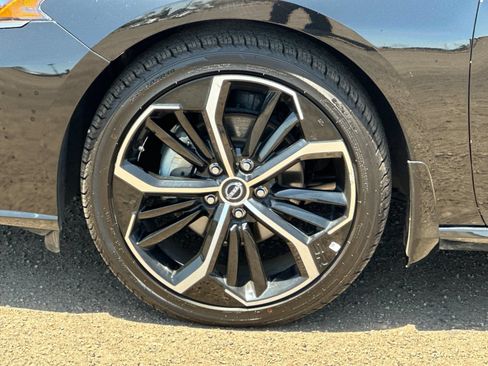 Used 2024 Nissan Altima 2.5 SR FWD image 24