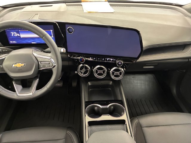 Certified 2024 Chevrolet Blazer EV LT AWD/4WD image 21