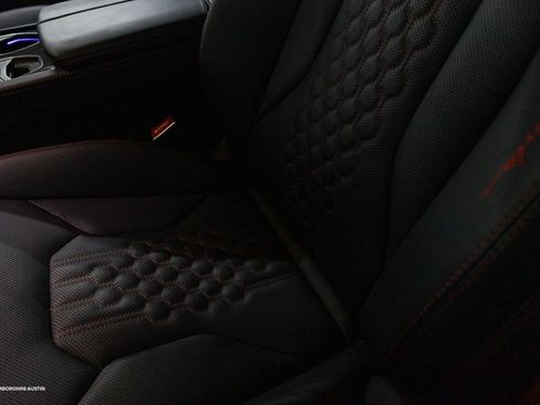 Used 2023 Lamborghini Urus Performante AWD/4WD image 31