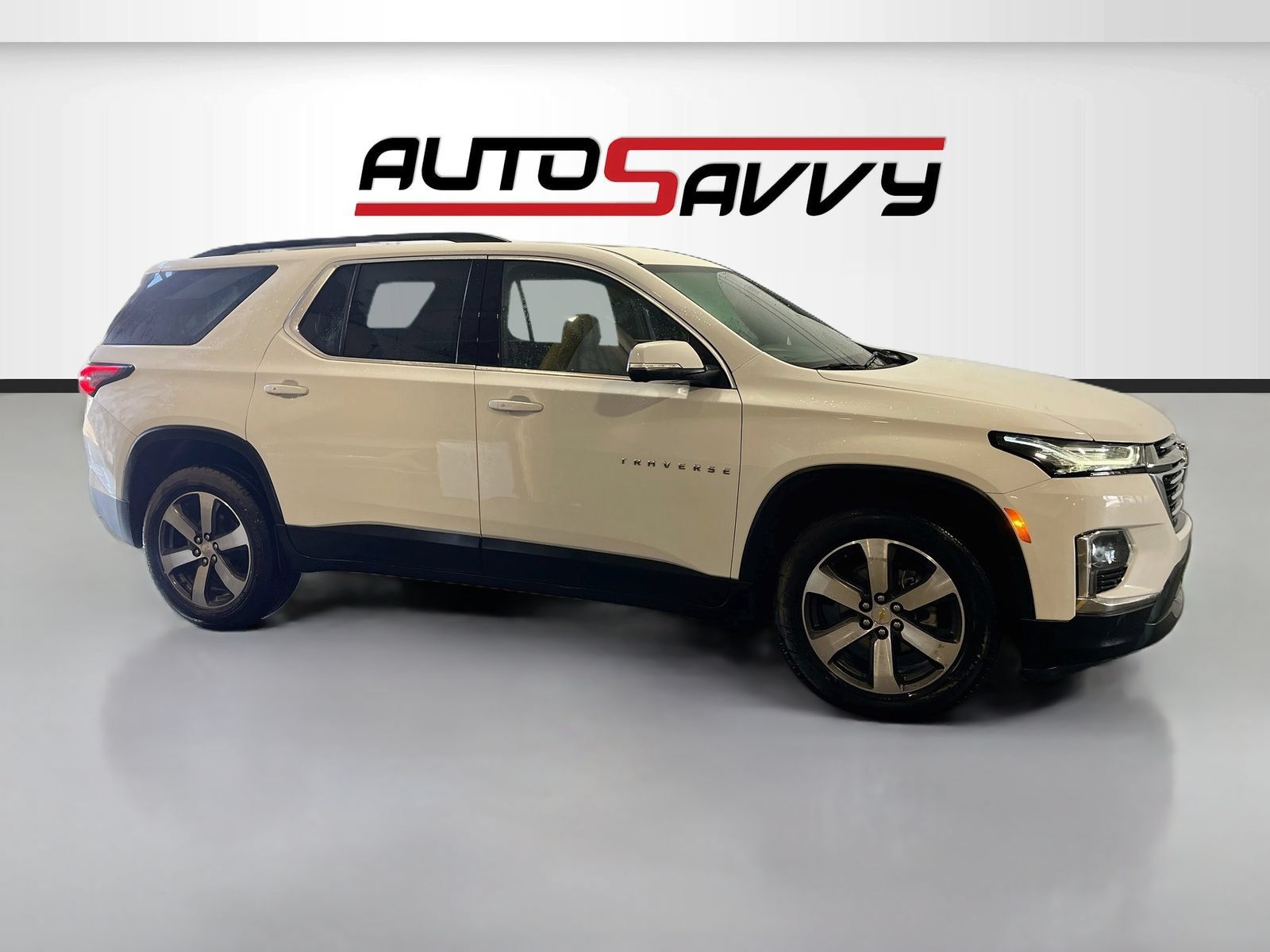 Used 2023 Chevrolet Traverse LT w/ LT Premium Package AWD/4WD image 8