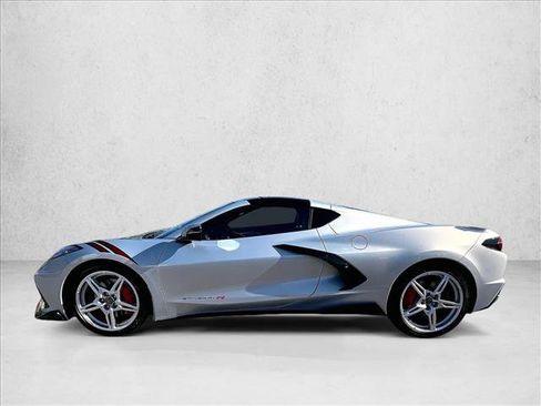 Used 2022 Chevrolet Corvette Stingray Preferred Cpe w/ Z51 Performance Package RWD image 6