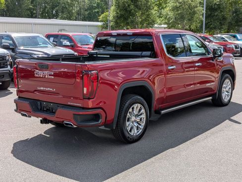 Used 2023 GMC Sierra 1500 Denali AWD/4WD image 3