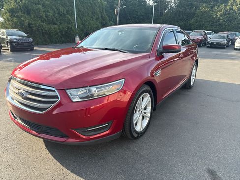 Used 2018 Ford Taurus SEL w/ Equipment Group 201A FWD image 7
