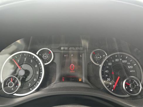 New 2026 RAM 1500 Express AWD/4WD image 23