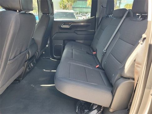 Used 2024 Chevrolet Silverado 1500 RST w/ Z71 Off-Road Package image 7