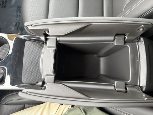 Used 2024 Buick Envision Preferred image 26