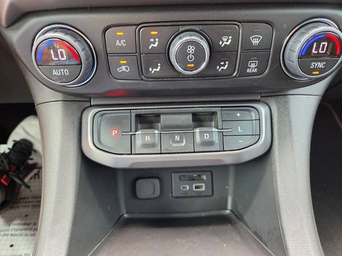 Used 2023 GMC Acadia AT4 AWD/4WD image 26