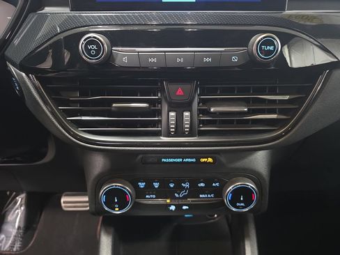 Used 2023 Ford Escape ST-Line FWD image 23