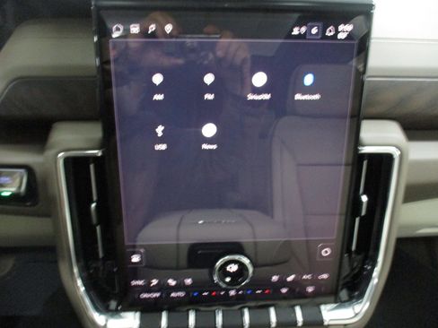 New 2026 GMC Yukon Denali w/ Denali Reserve Package AWD/4WD image 30