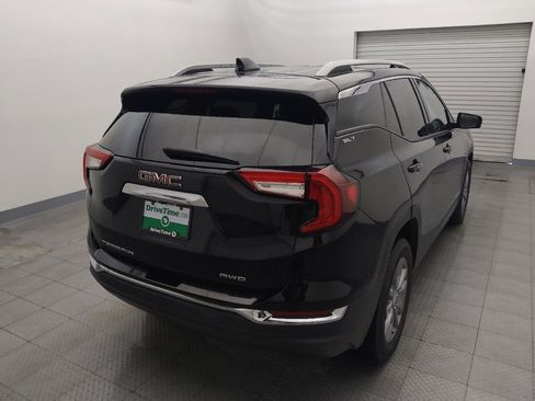 Used 2024 GMC Terrain SLT AWD/4WD image 7