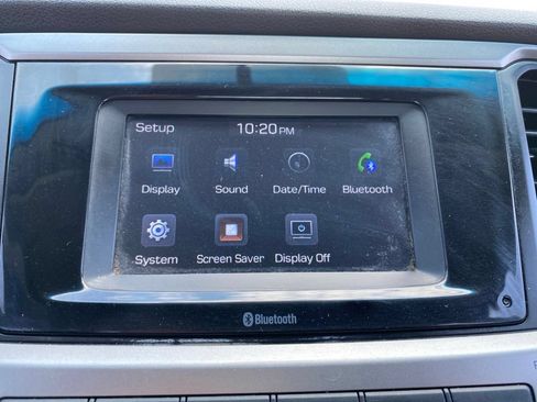Used 2018 Hyundai Accent SE FWD image 18