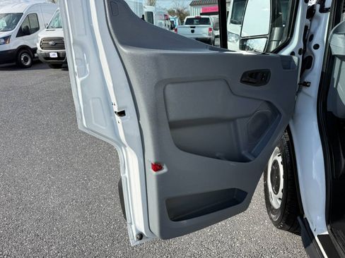 Used 2018 Ford Transit 150 130 Low Roof RWD image 11