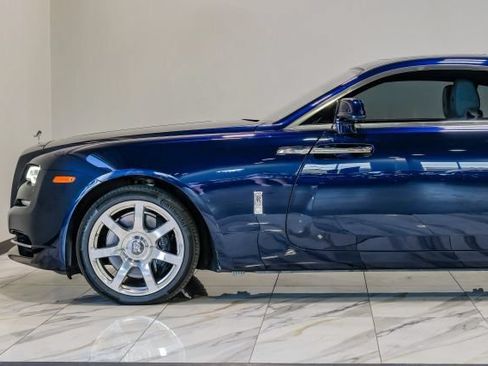 Used 2017 Rolls-Royce Wraith RWD image 16
