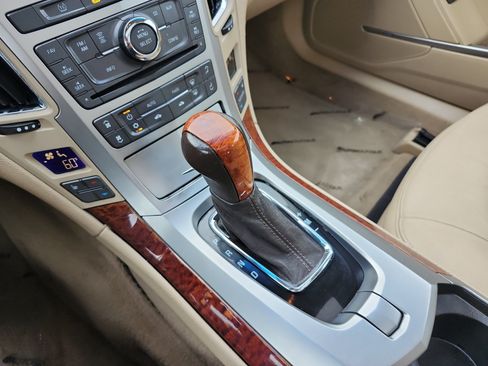 Used 2011 Cadillac CTS Luxury AWD/4WD image 22
