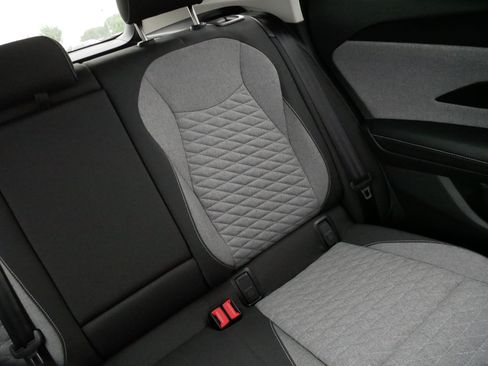 Certified 2025 Volkswagen Tiguan S AWD/4WD image 14