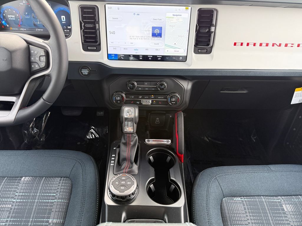 New 2026 Ford Bronco Heritage Edition AWD/4WD image 12