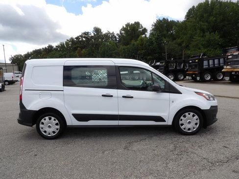 Used 2020 Ford Transit Connect XL FWD image 9
