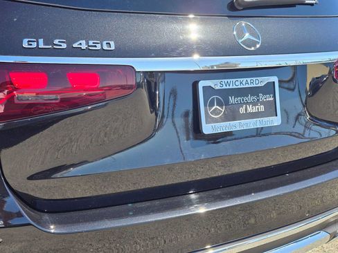 Used 2026 Mercedes-Benz GLS 450 4MATIC image 15