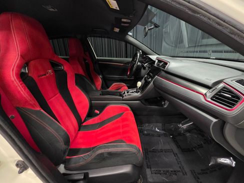 Used 2018 Honda Civic Type R image 33