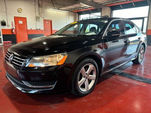 Used 2012 Volkswagen Passat 2.5 SE image 2